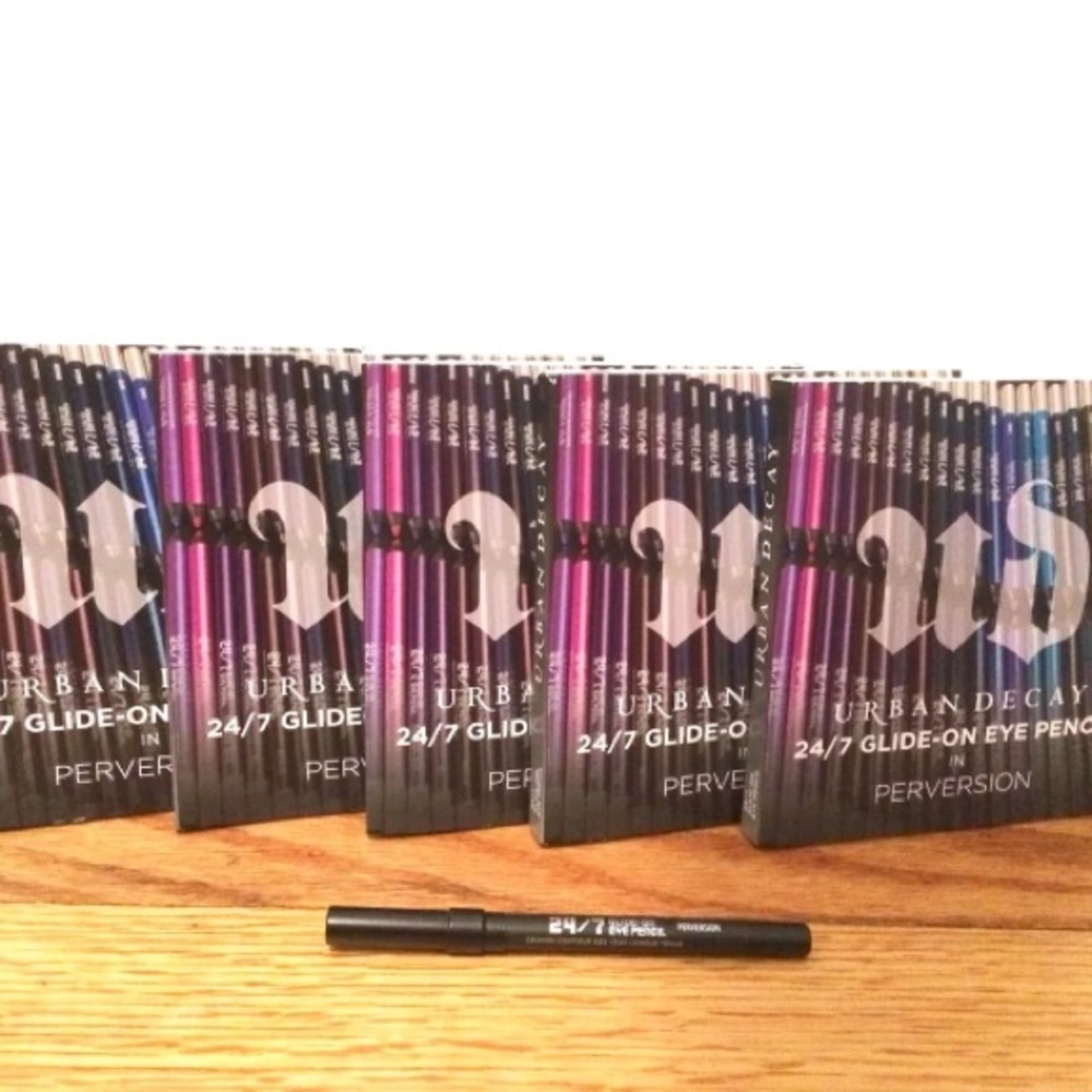 5 Urban Decay 24/7 - Glide On Liner - PERVERSION